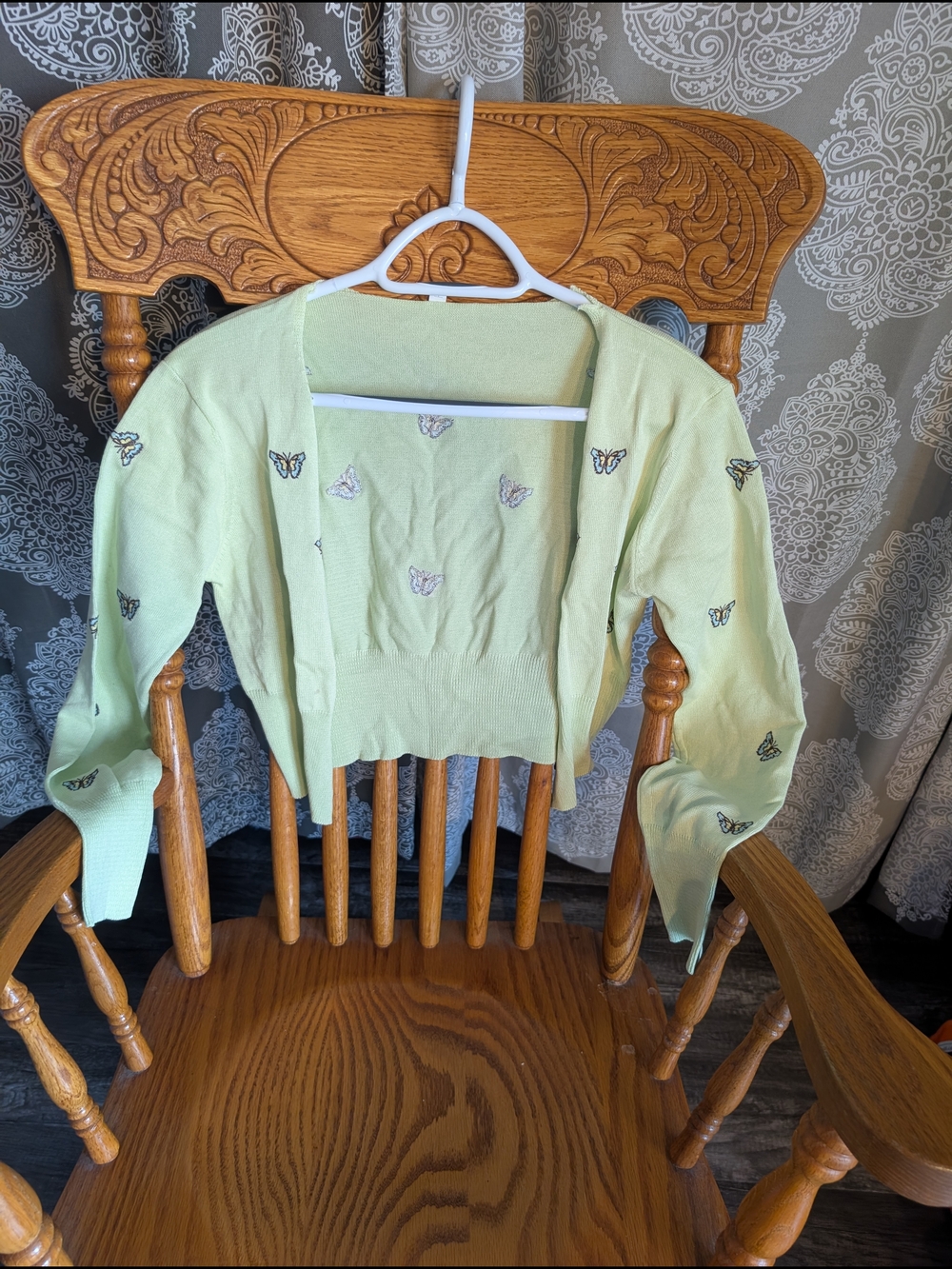Light Green Butterfly Embroidered Women's Cardigan Sweater